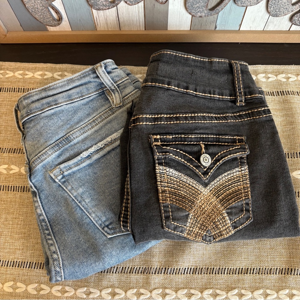 Distressed denim shorts size 3